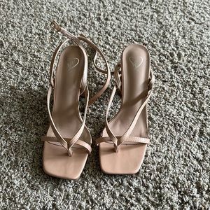 NEW Trendy Pink Strapped Sandals